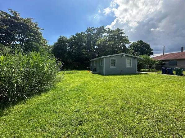 10070 SW 176th St, Miami, FL 33157