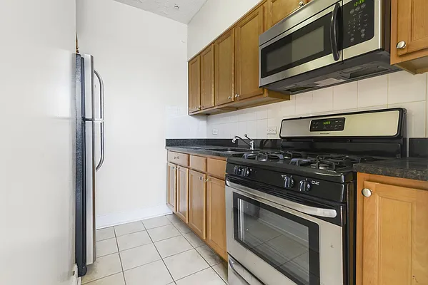 Rented by Compass | media 10