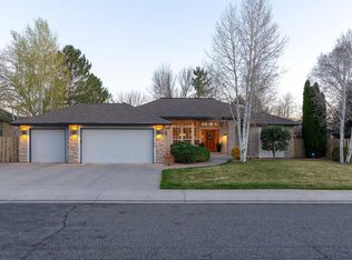 2305 Knoll Cir, Grand Junction, CO 81506