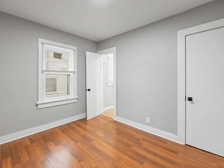 119 S Custer Ave — Photo 9