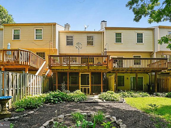 3rd image of 7046 Timberfield Pl