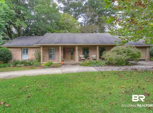 709 Olive Ave, Fairhope, AL 36532