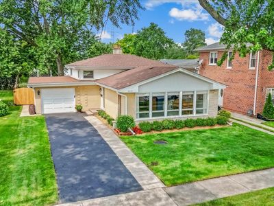 9310 Mansfield Ave, Morton Grove, IL, 60053