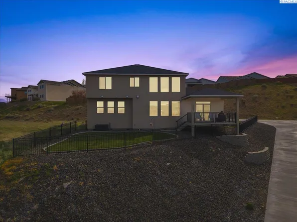 6557 Argos St, West Richland, WA 99353