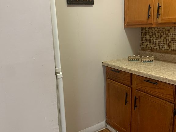 2nd image of 100 Vana Dr