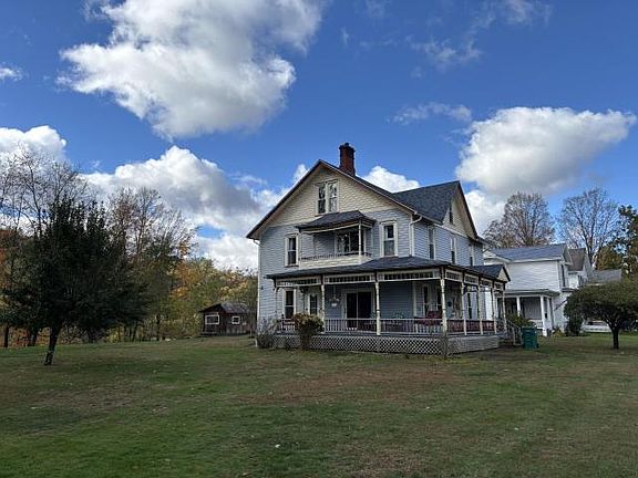 5th image of 250 Main St