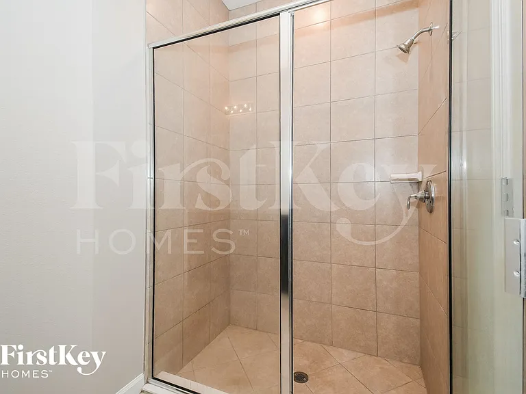 5592 Kellar Cir — Photo 12