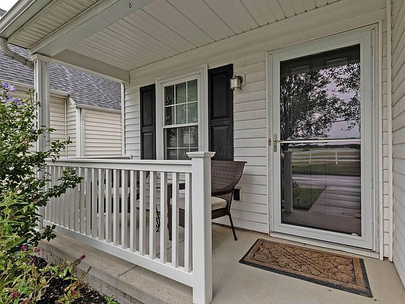 2nd image of 1596 Electra St