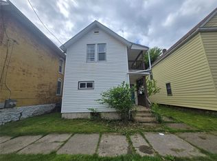 653 W 17th St, Erie, PA 16502