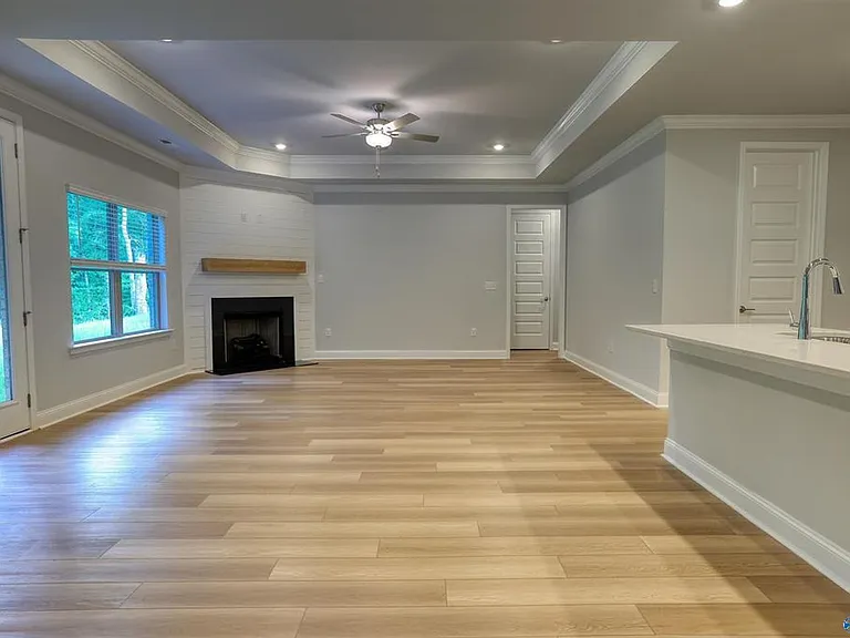 170 Clift Creek Dr — Photo 8