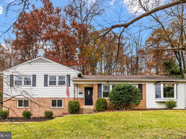 6222 Beachway Dr, Falls Church, VA 22041