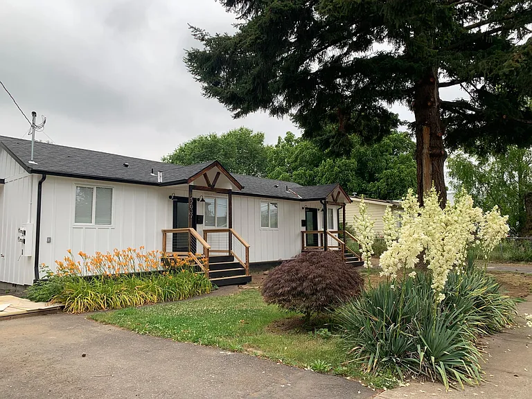 22037 SE Ankeny St #22037 — Photo 12