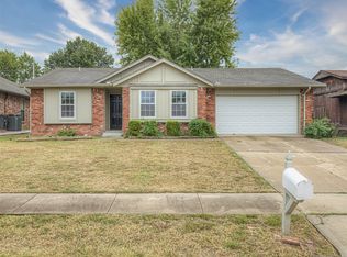 12132 E 30th Pl, Tulsa, OK 74129