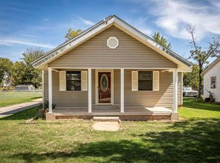 344 S 4th St, Mountain View, OK 73062