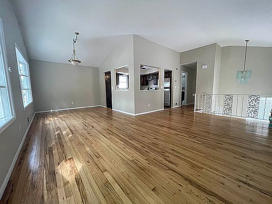 1st image of 101 Brookfield Ave #7