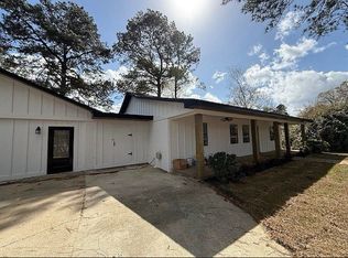 81 Lakeview Dr, Petal, MS 39465