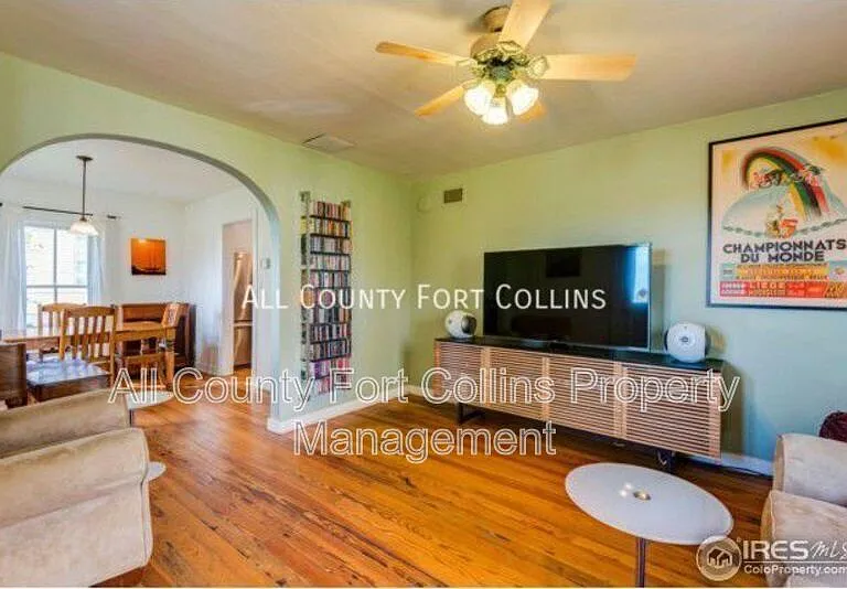 4237 Main St — Photo 4