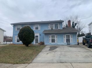 1836 Quebec St, Severn, MD 21144