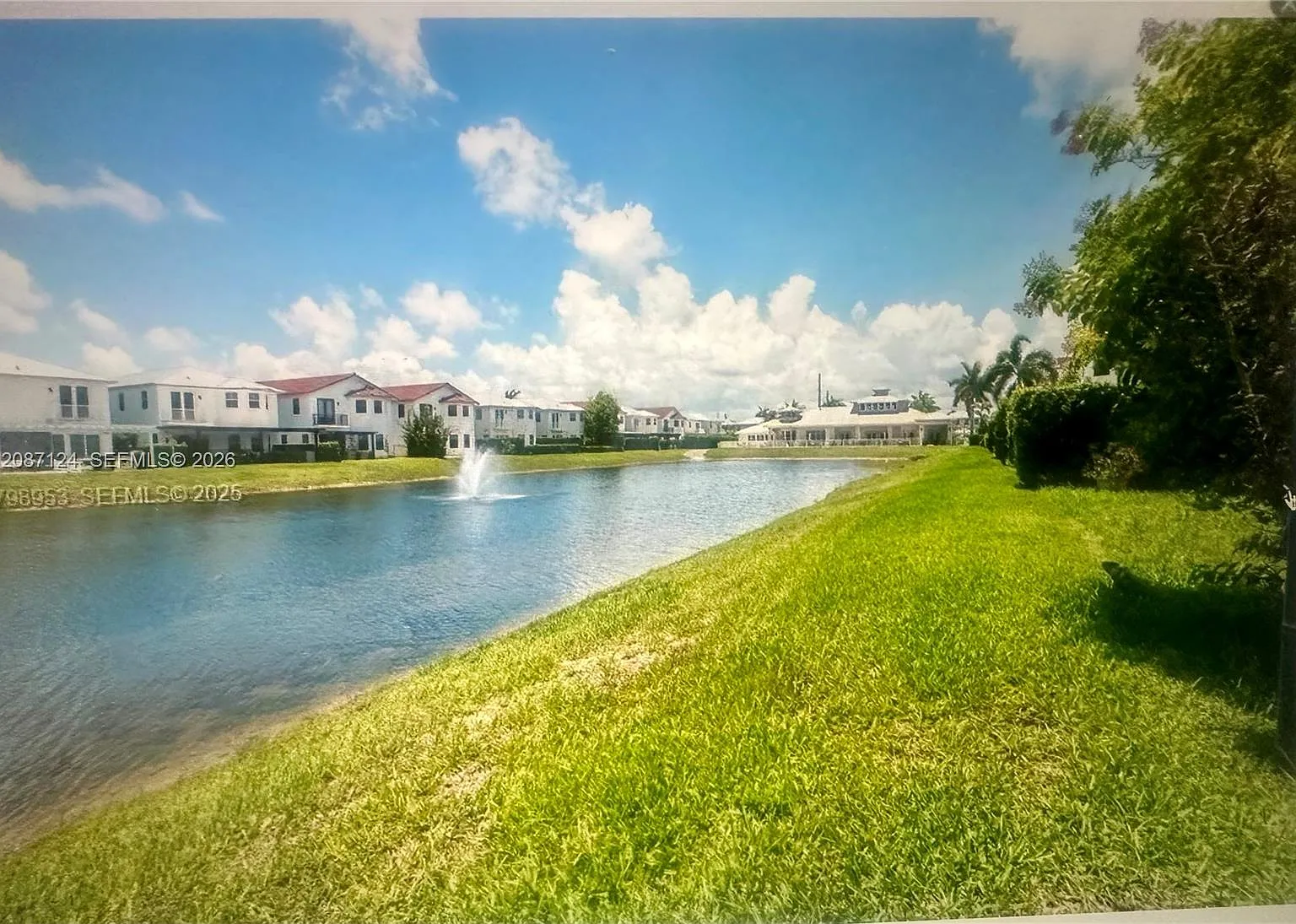 Vintage Estates — Photo 4