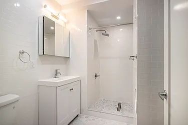 Rented by Rita S Citrin, LREB