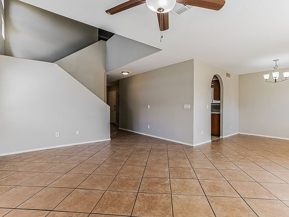 4th image of 411 N 95th Pl