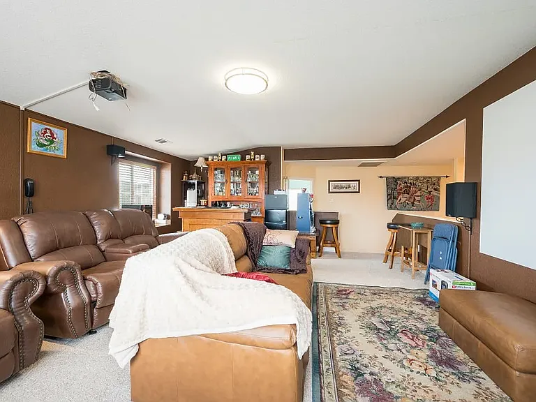 1114 Conception Dr — Photo 24