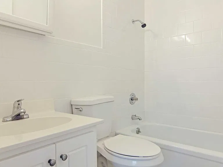 Waverly Villas — Photo 12