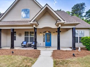 127 Lambdin Cir, Barnesville, GA 30204