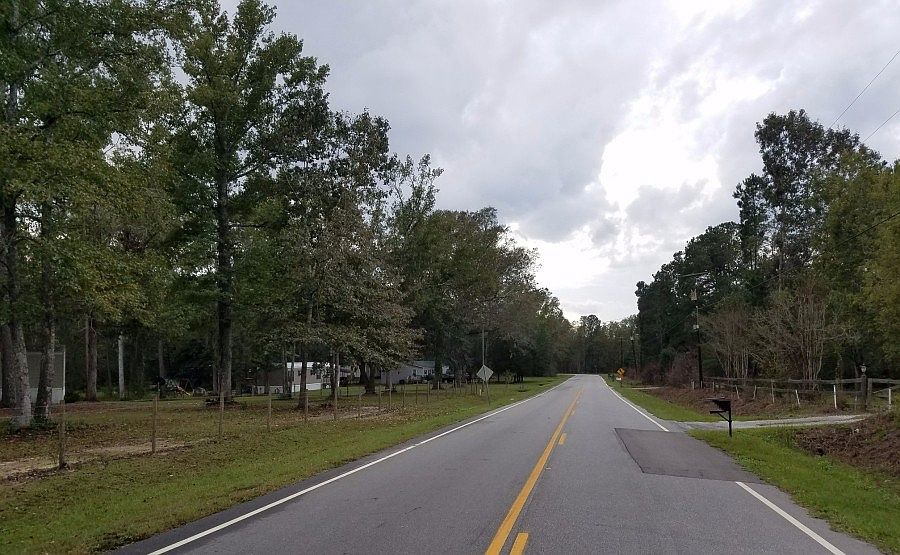 2nd image of 526 Scotch Range Rd