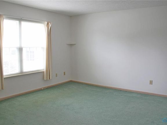 4th image of 148 Stonegate Blvd
