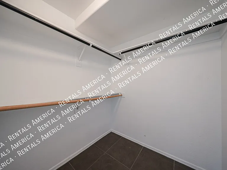 2402 E 5th St #1515 — Photo 43