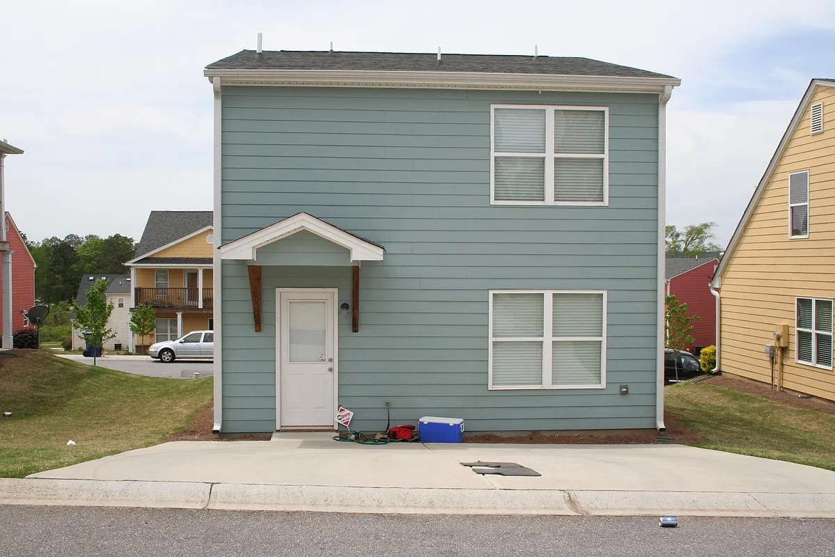 Exterior Rear - 119 Fern Ridge Ct