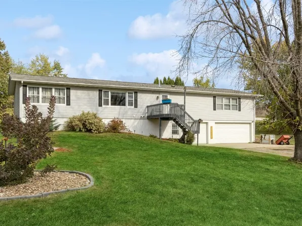 1855 Johnson Iowa Rd, Oxford, IA 52322