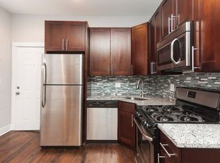 1338 W Huron St APT 1R, Chicago, IL 60642