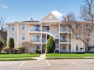 403 Poets Way, Mahwah, NJ 07430