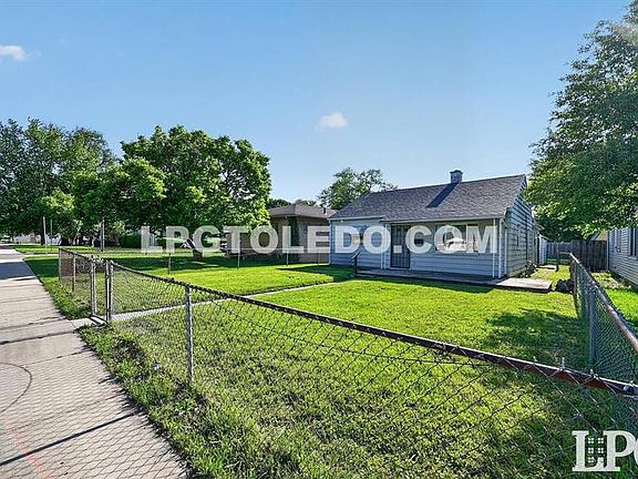 3rd image of 5207 Bennett Rd