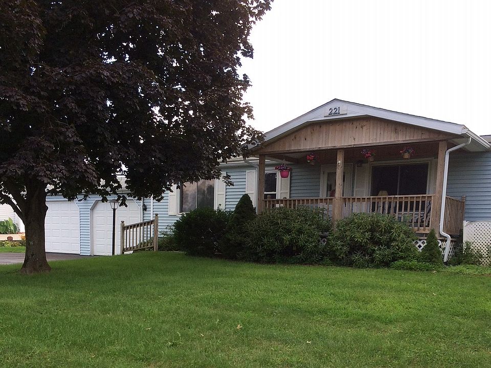 1st image of 221 Van Horn Blvd