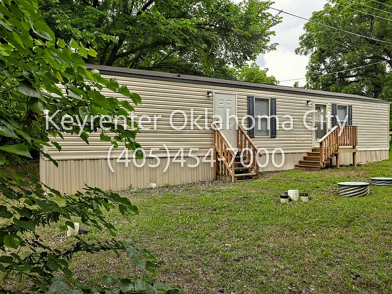 3508 N Douglas Blvd #13 — Photo 3