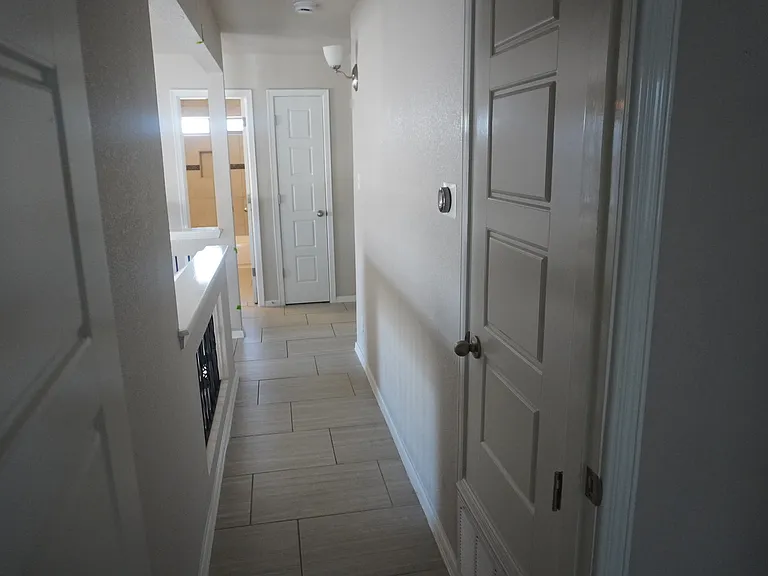 429 Sonaran Ct — Photo 27