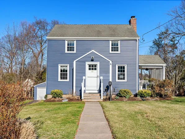 10 Greenhurst Road, West Hartford, CT 06107