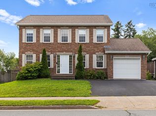 785 Basinview Dr, Bedford, NS B4A 3N4