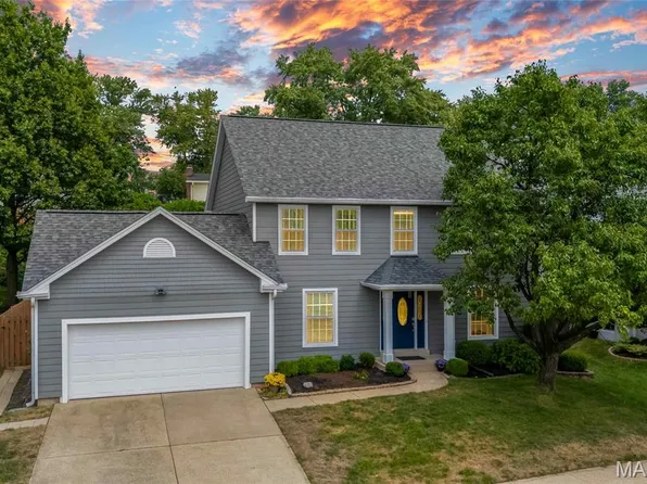 12137 Fahrpark Ln, Saint Louis, MO 63146