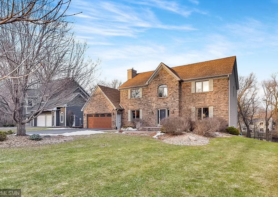 1st image of 2214 Pondview Ct
