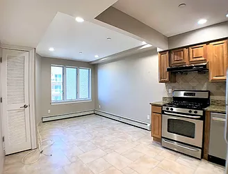 Rented by NY Space Finders Inc.