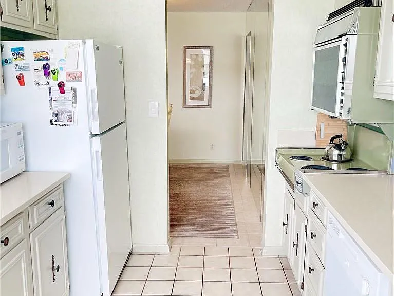 5200 N Ocean Blvd #506 — Photo 16
