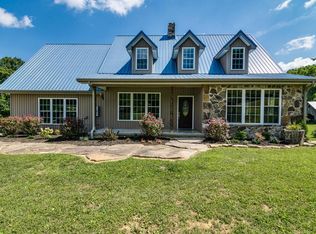 197 Thompson Flats Ln, Monterey, TN 38574