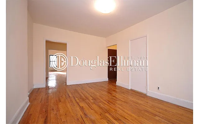 Rented by Douglas Elliman | media 22