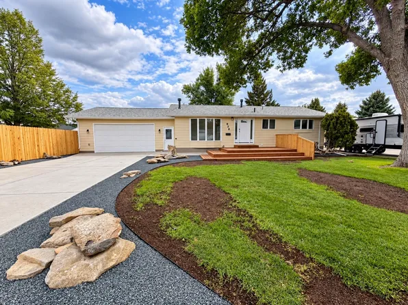 828 Sacajawea Dr, Great Falls, MT 59404
