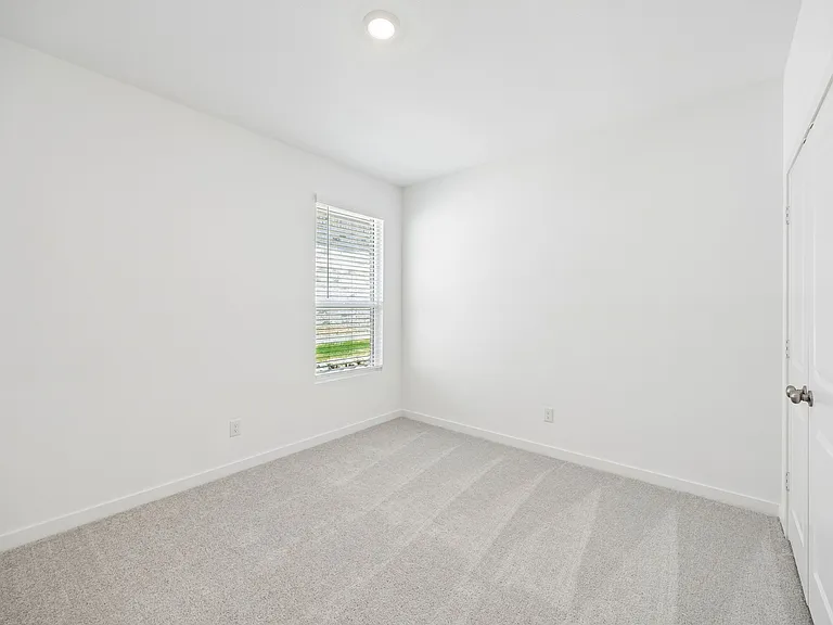 9133 Schram Rd — Photo 24