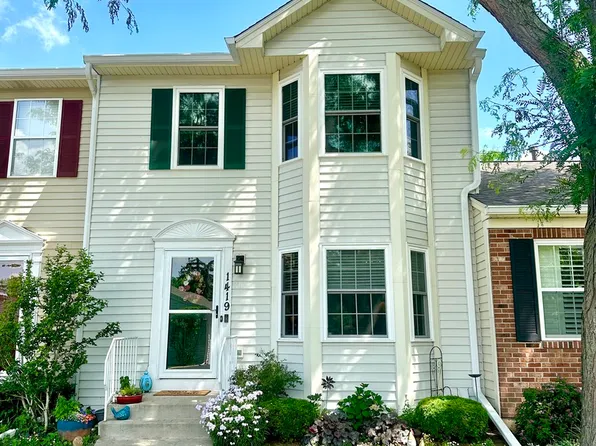 1419 Potomac Ct, Geneva, IL 60134